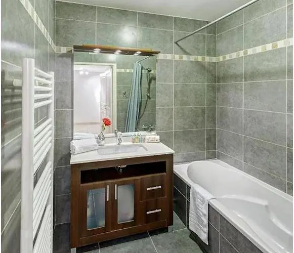 Apartment 2 Pieces Centre Ville-balcon Nice